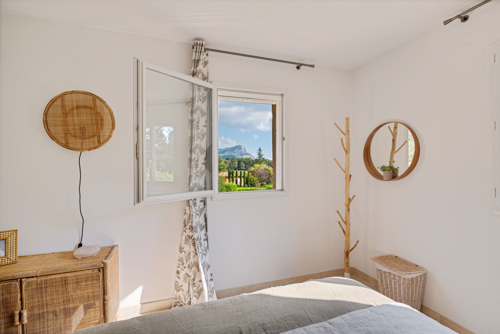 maison 7 Pièces en vente sur ST MARC JAUMEGARDE (13100)