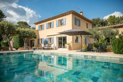 Vente Maison Saint-Marc-Jaumegarde 7&nbsp;Pièces 220&nbsp;m²
