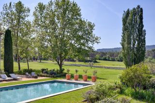 house 15 Rooms for sale on MEYRARGUES (13650)