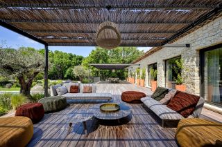 house 15 Rooms for sale on MEYRARGUES (13650)