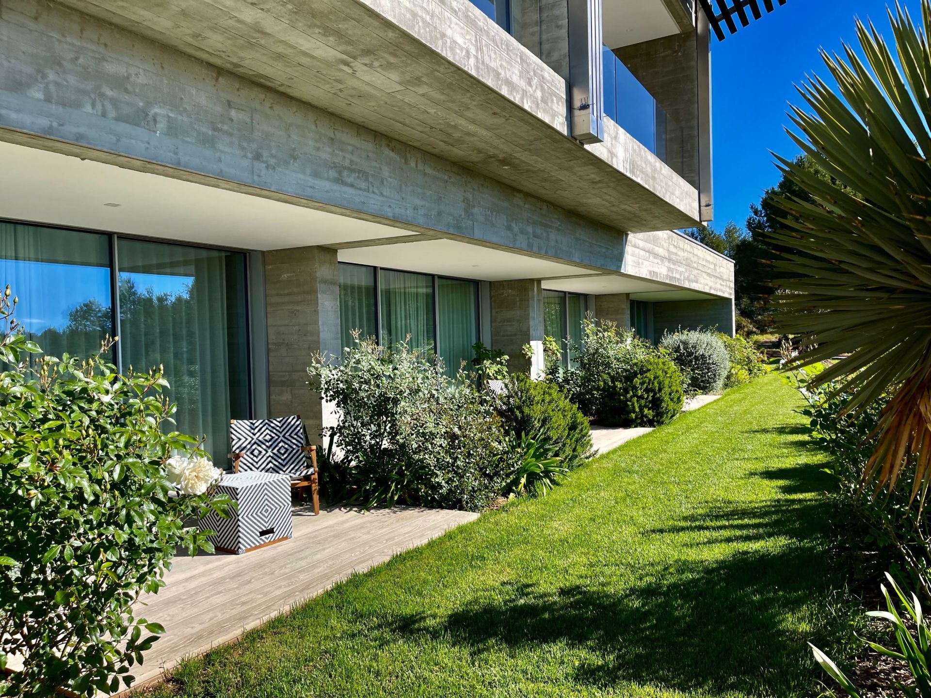 villa 12 Pièces en location saisonnière sur AIX EN PROVENCE (13540)
