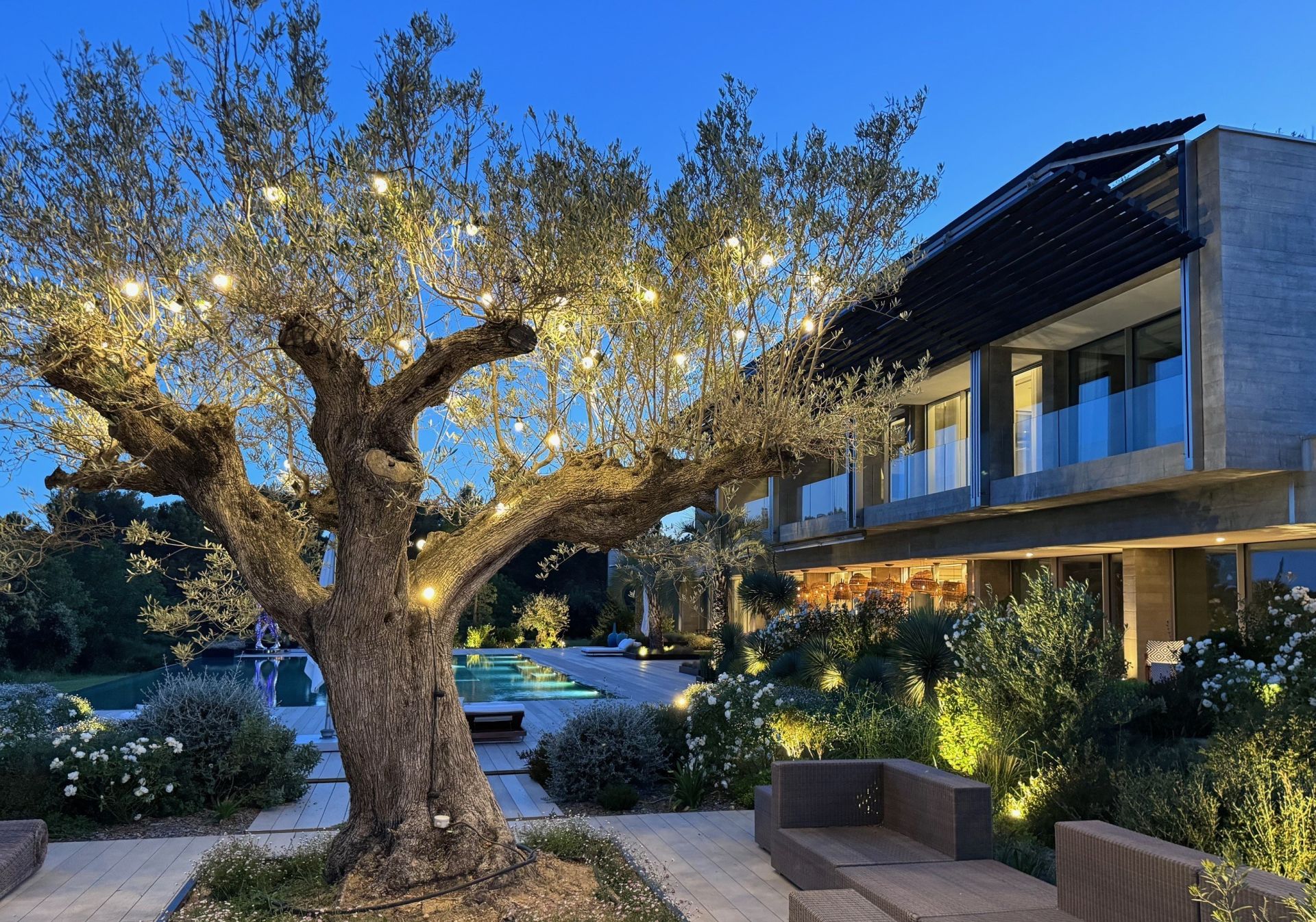 villa 12 Pièces en location saisonnière sur AIX EN PROVENCE (13540)