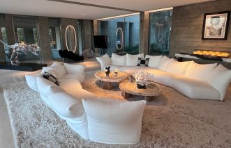 villa 12 Pièces en location saisonnière sur AIX EN PROVENCE (13540)