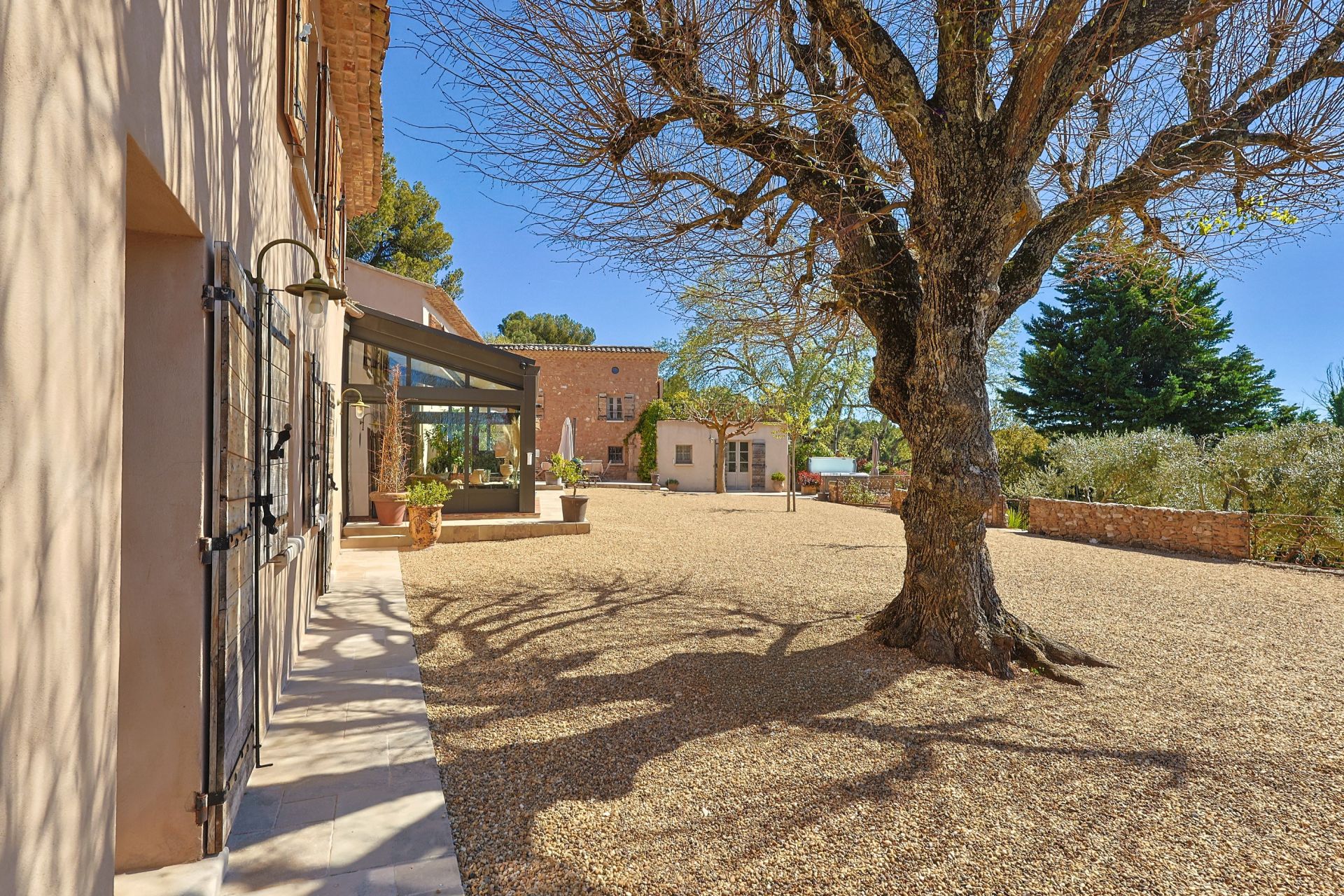 maison 9 Pièces en location sur AIX EN PROVENCE (13100)