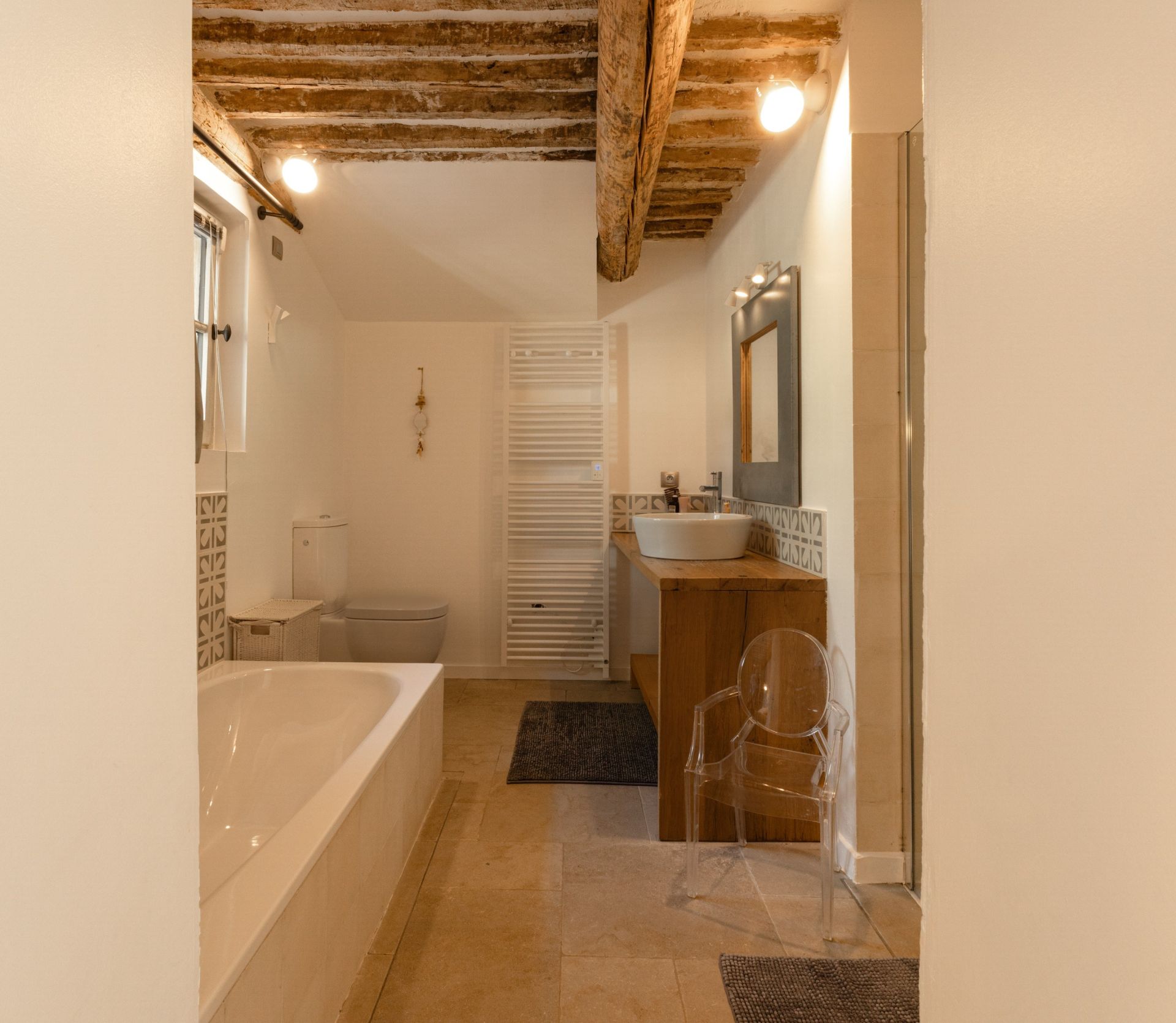 maison 9 Pièces en location sur AIX EN PROVENCE (13100)