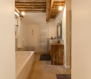 maison 9 Pièces en location sur AIX EN PROVENCE (13100)