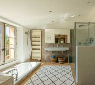 maison 9 Pièces en location sur AIX EN PROVENCE (13100)