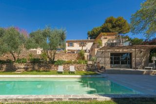 maison 9 Pièces en location sur AIX EN PROVENCE (13100)