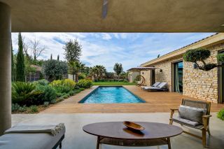 house 6 Rooms for sale on AIX EN PROVENCE (13100)