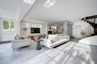 house 9 Rooms for sale on AIX EN PROVENCE (13100)