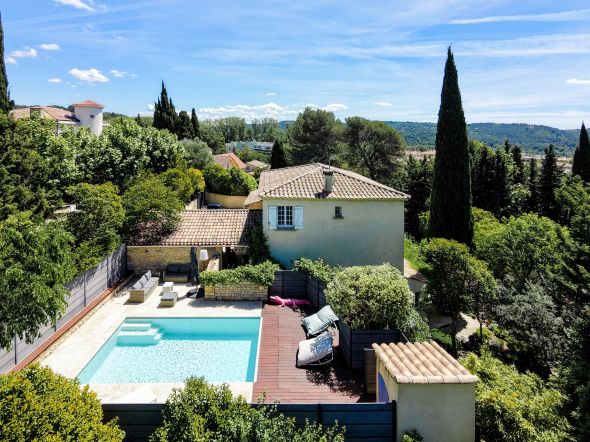 Vente Maison Aix-en-Provence 9&nbsp;Pièces 250&nbsp;m²