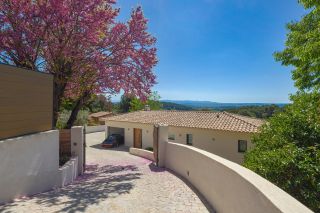 house 7 Rooms for sale on EGUILLES (13510)
