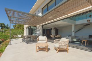 house 7 Rooms for sale on EGUILLES (13510)
