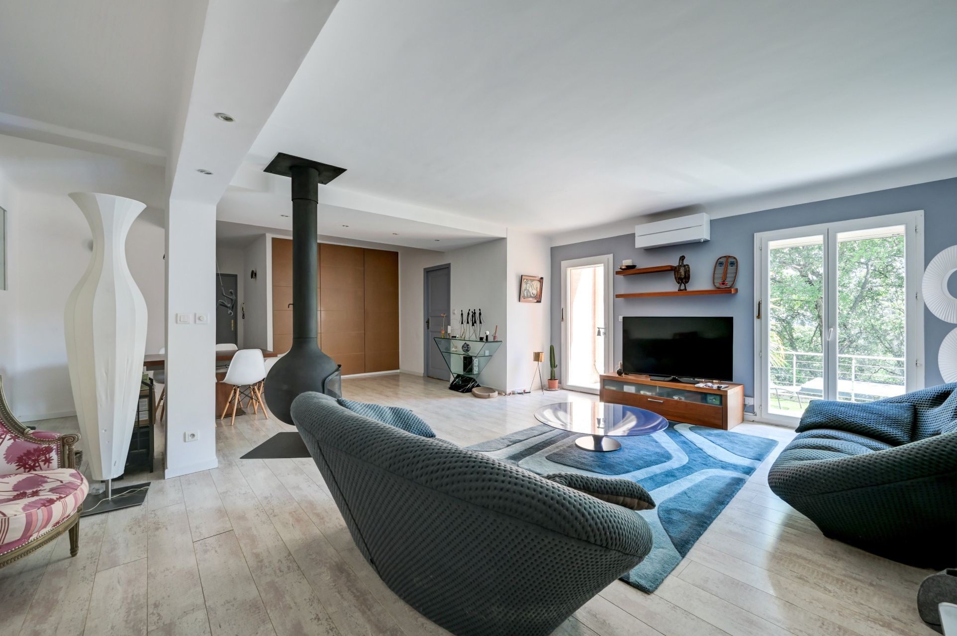 apartment 3 Rooms for sale on EGUILLES (13510)