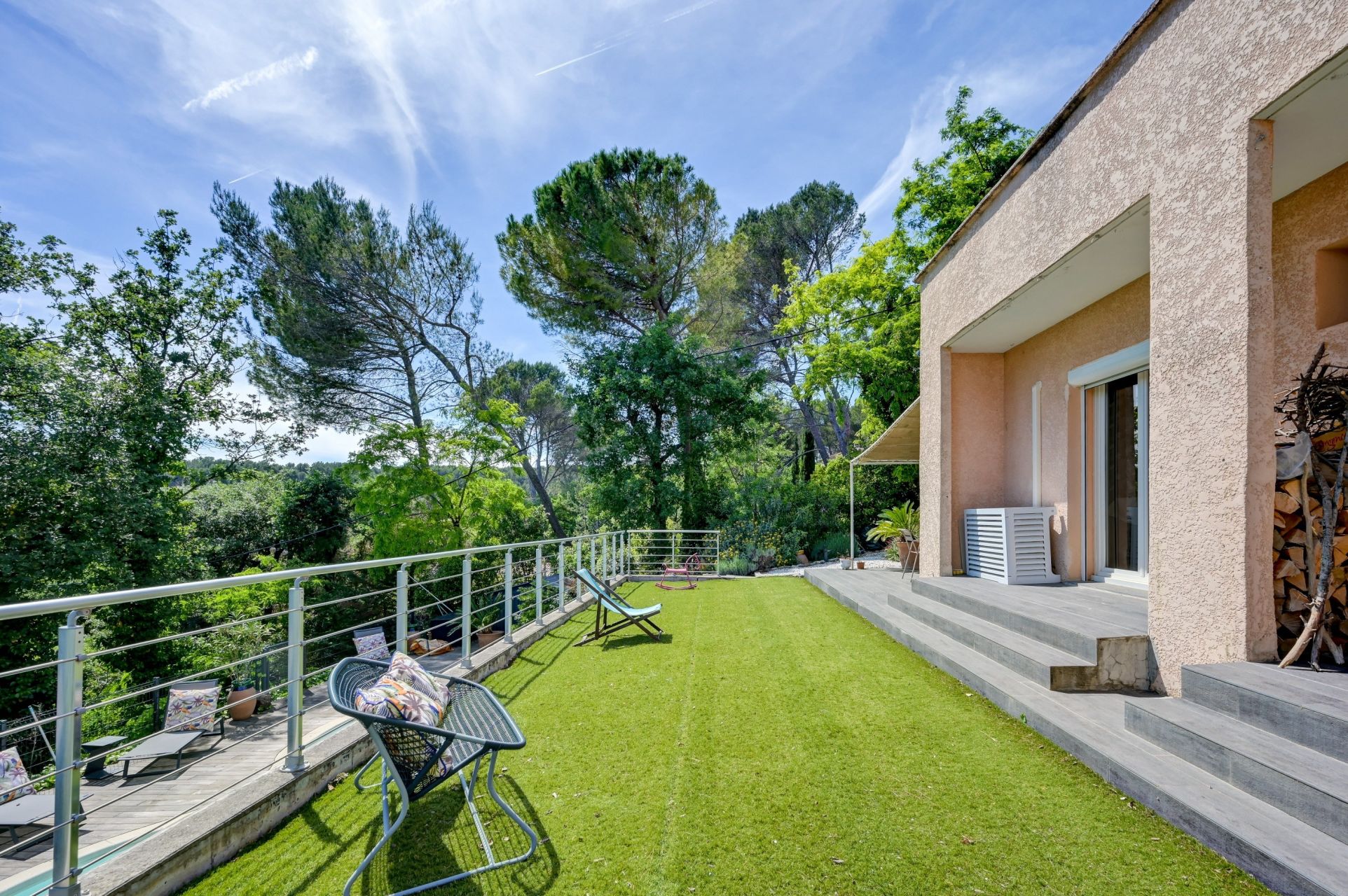 apartment 3 Rooms for sale on EGUILLES (13510)
