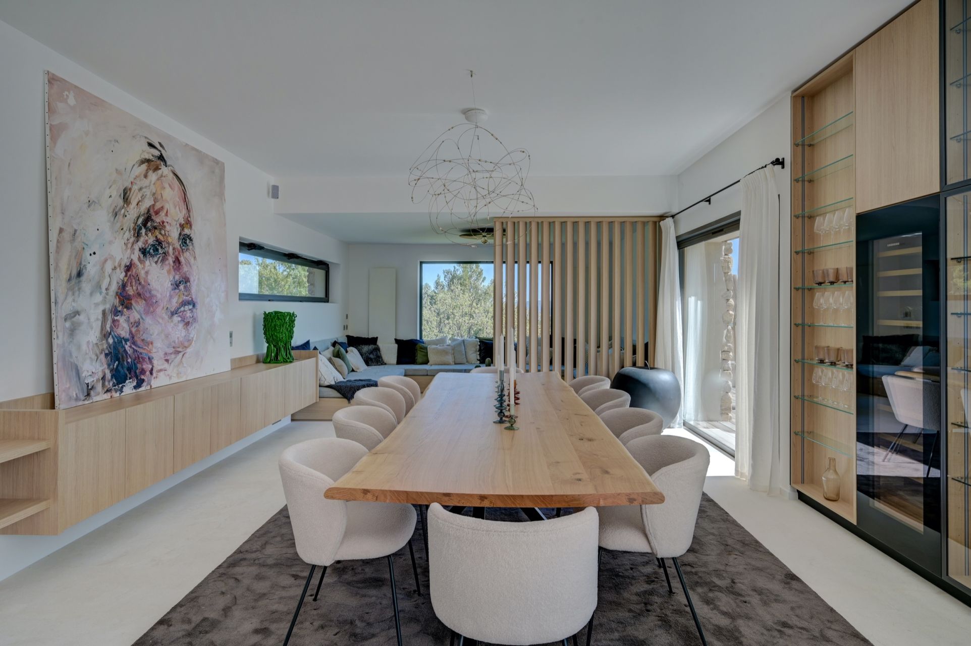 house 10 Rooms for sale on AIX EN PROVENCE (13100)