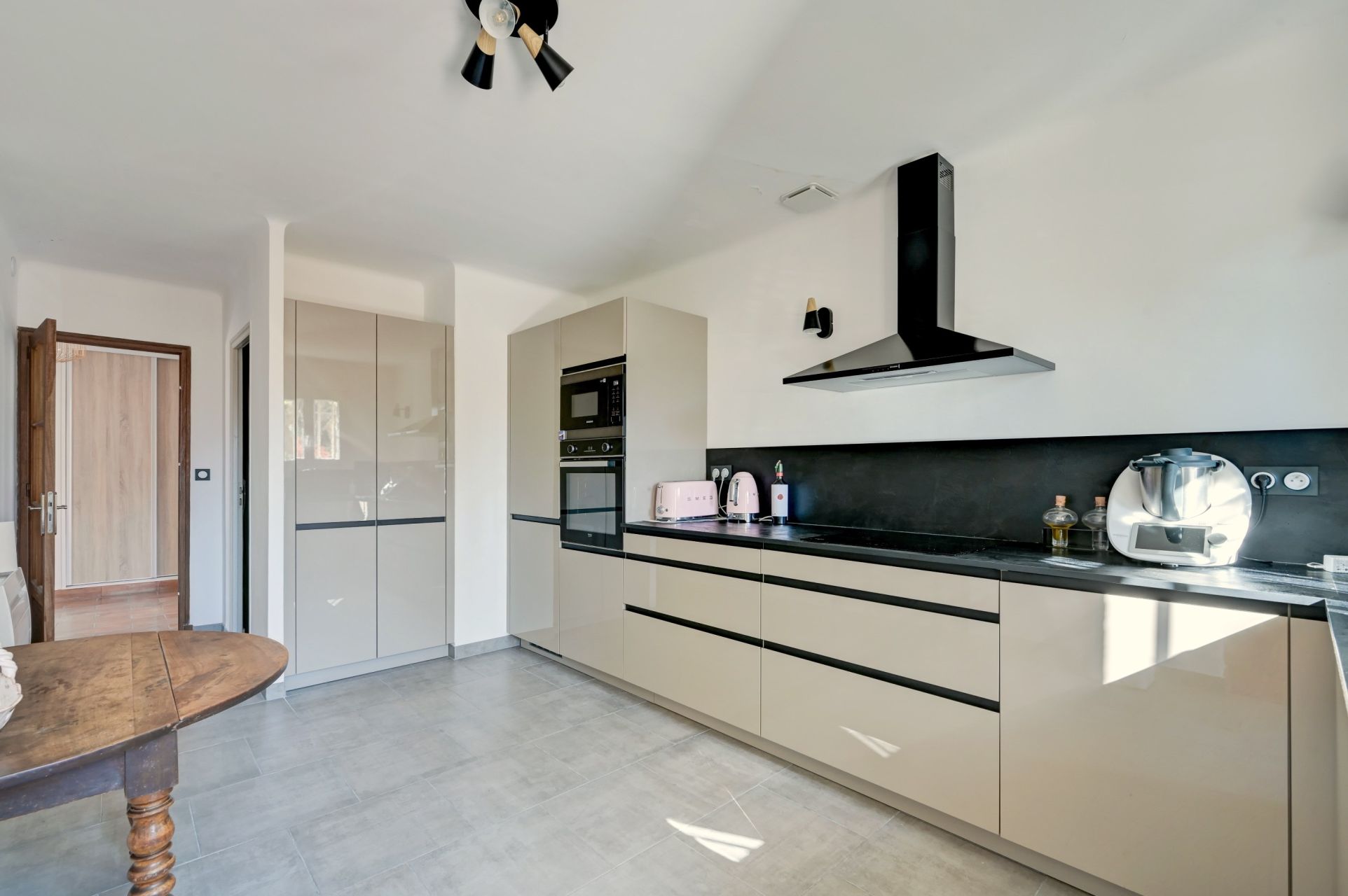 maison 8 Pièces en vente sur AIX EN PROVENCE (13100)