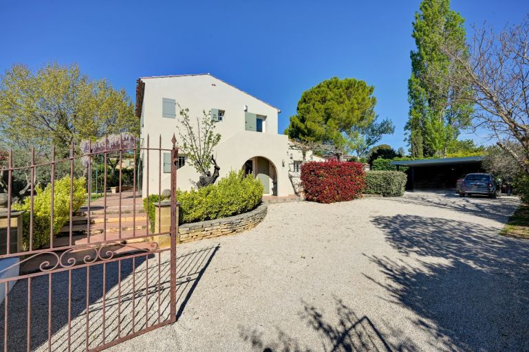 maison 8 Pièces en vente sur AIX EN PROVENCE (13100)