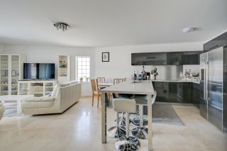 apartment 4 Rooms for sale on AIX EN PROVENCE (13100)