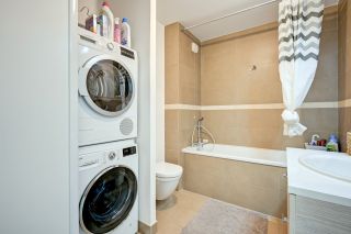 apartment 4 Rooms for sale on AIX EN PROVENCE (13100)