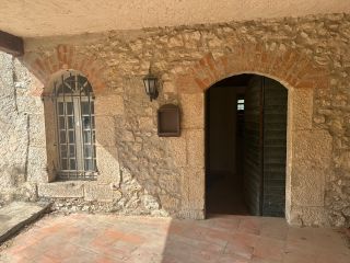 construction to be renovated 15 Rooms for sale on VENTABREN (13122)