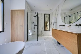 house 7 Rooms for rent on AIX EN PROVENCE (13100)