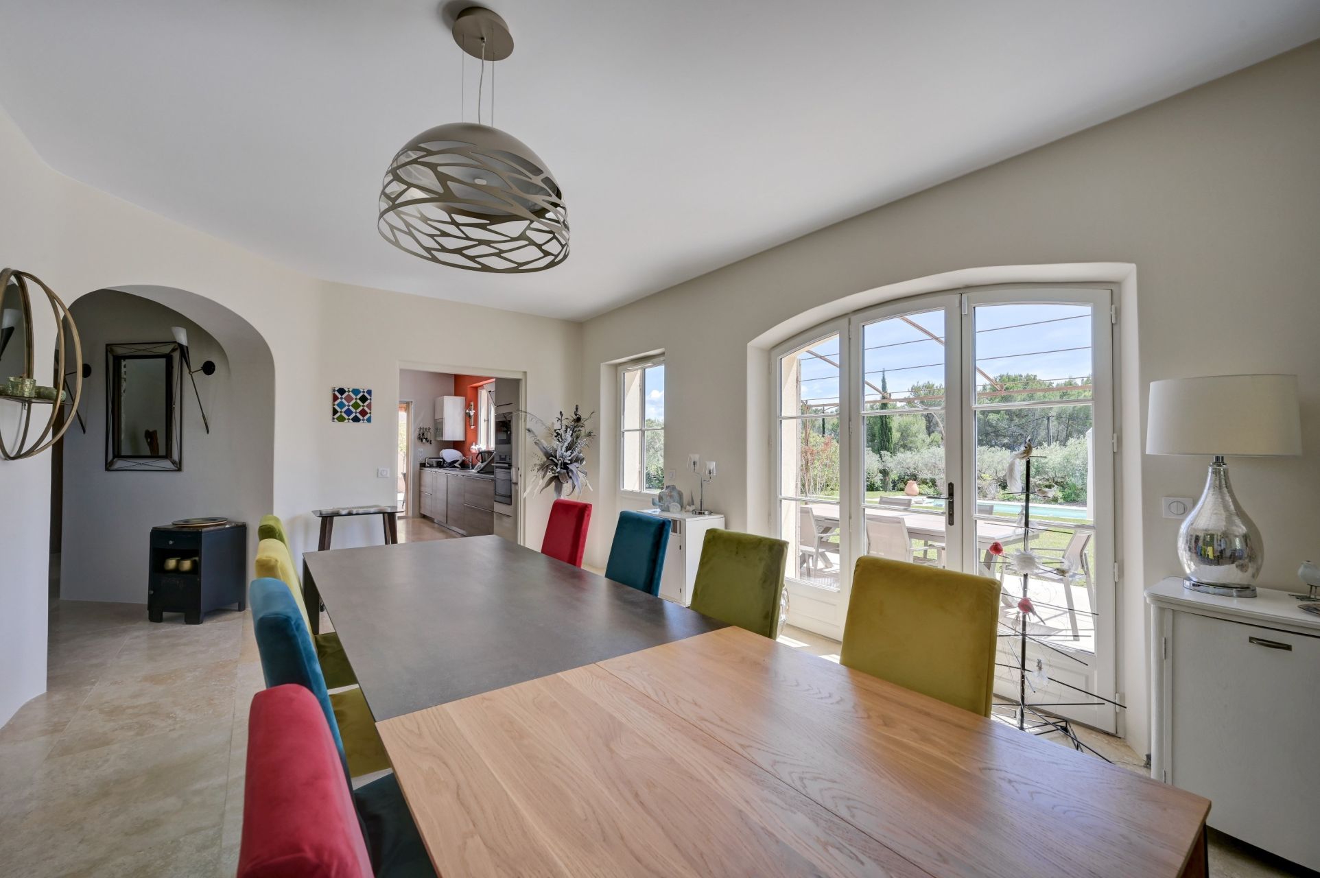 house 8 Rooms for sale on AIX EN PROVENCE (13100)