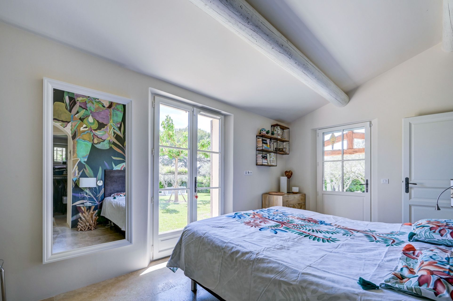 house 8 Rooms for sale on AIX EN PROVENCE (13100)