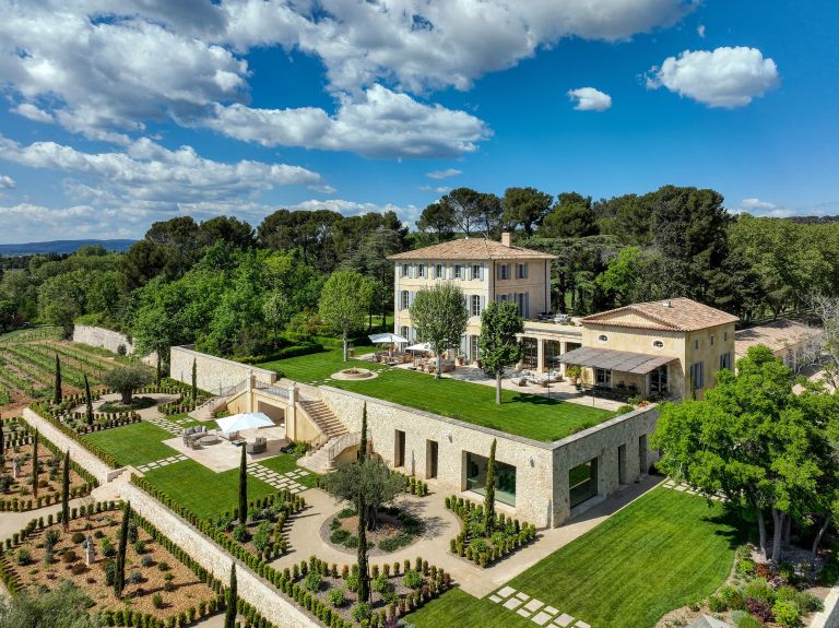 propriété viticole 20 Pièces en location saisonnière sur AIX EN PROVENCE (13100)