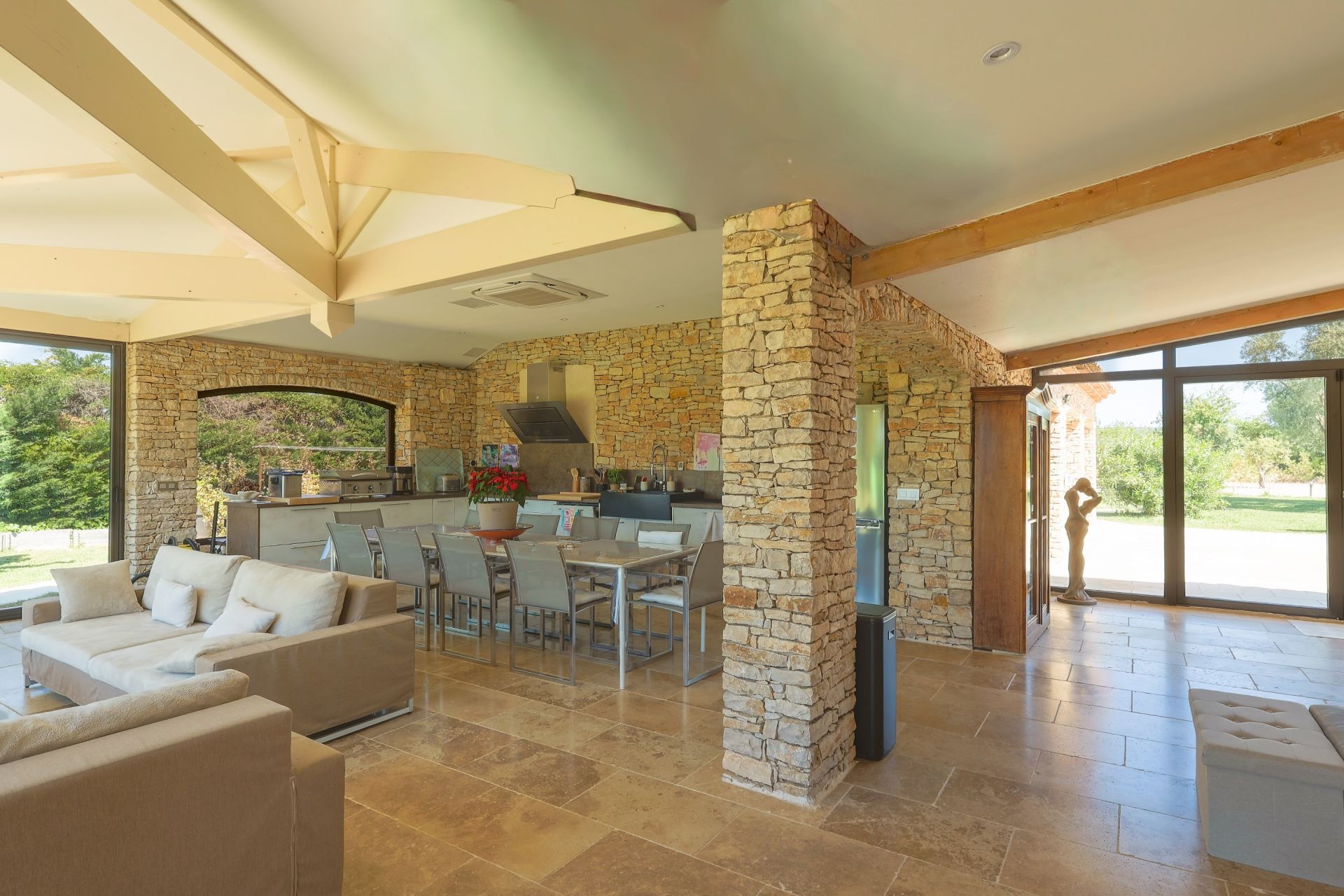 maison 10 Pièces en vente sur AIX EN PROVENCE (13100)