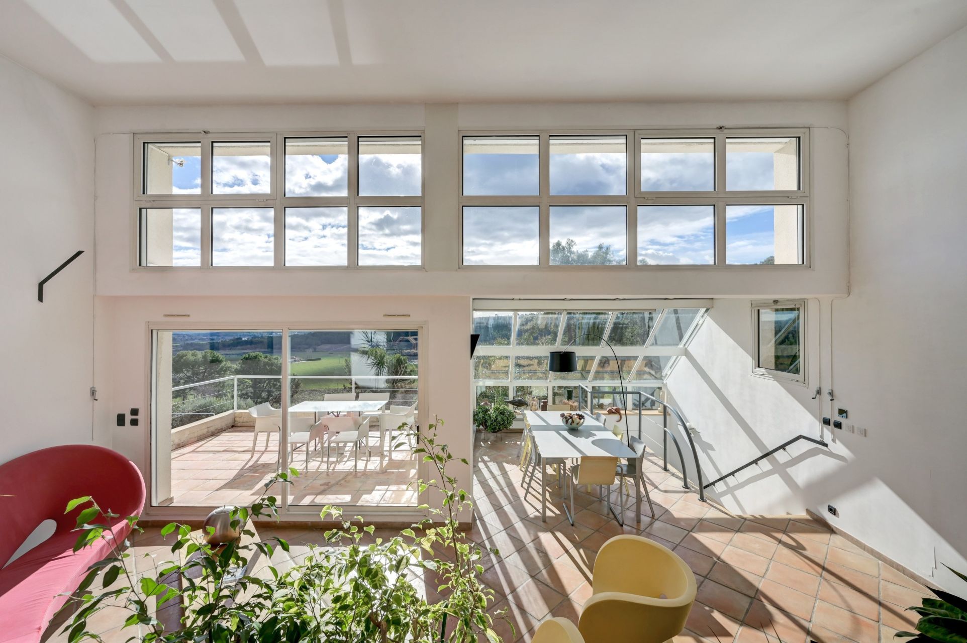 house 7 Rooms for sale on AIX EN PROVENCE (13100)