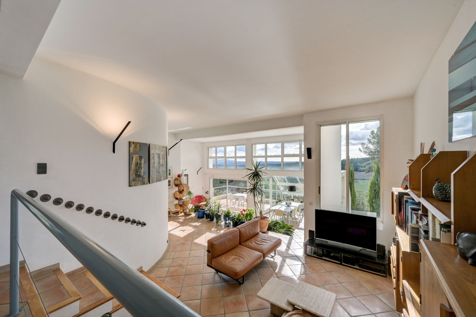 house 7 Rooms for sale on AIX EN PROVENCE (13100)