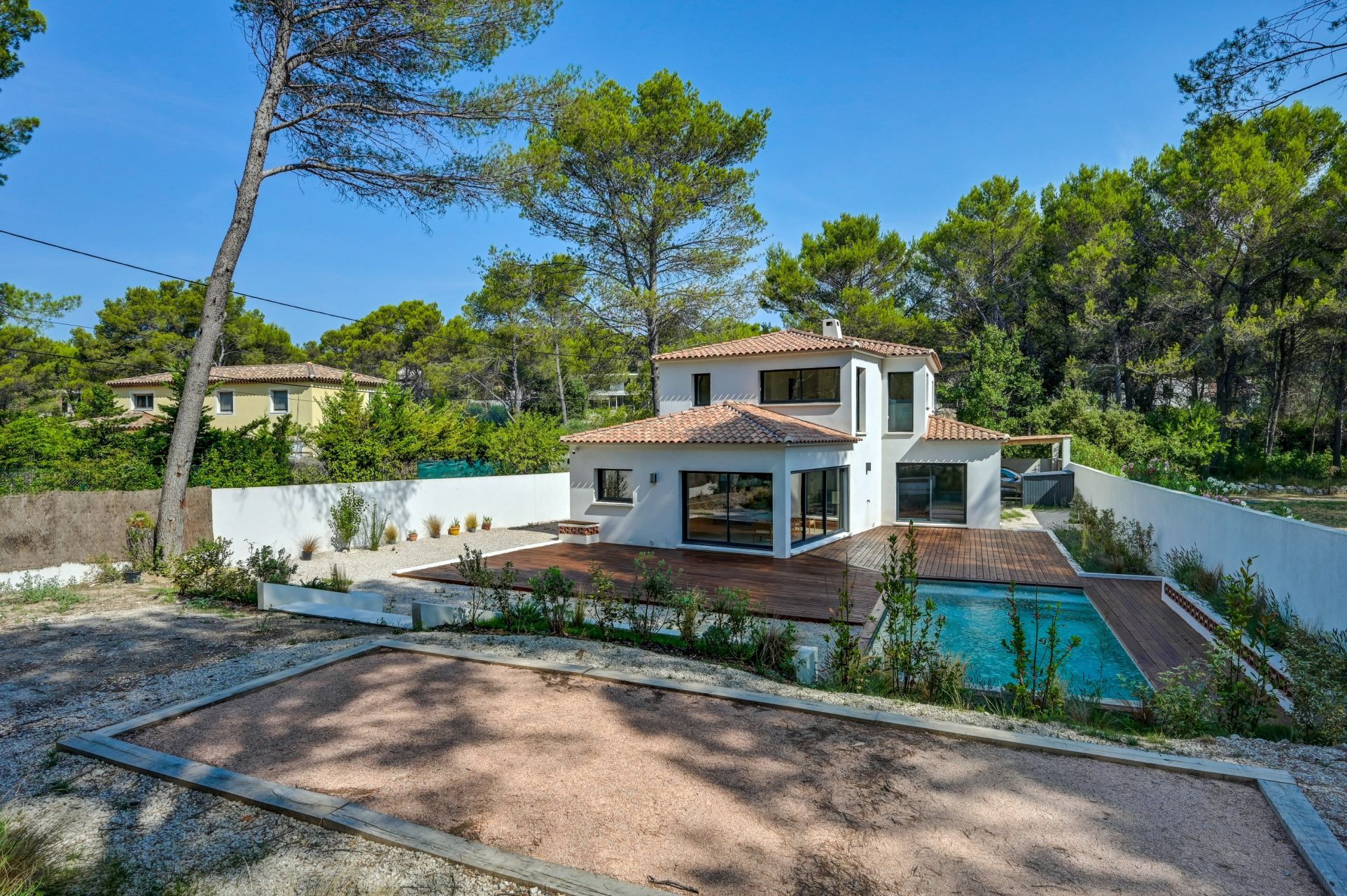 house 5 Rooms for sale on AIX EN PROVENCE (13100)