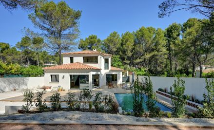 Vente Maison Ventabren 5&nbsp;Pièces 166&nbsp;m²
