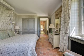 bastide 15 Rooms for sale on AIX EN PROVENCE (13100)