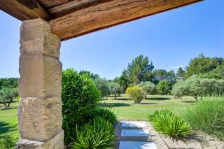 house 8 Rooms for sale on AIX EN PROVENCE (13100)