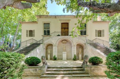 Sale House Aix-en-Provence 10&nbsp;Rooms 400&nbsp;m²