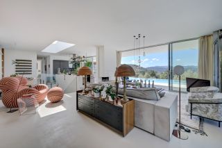 maison 7 Pièces en vente sur AIX EN PROVENCE (13100)