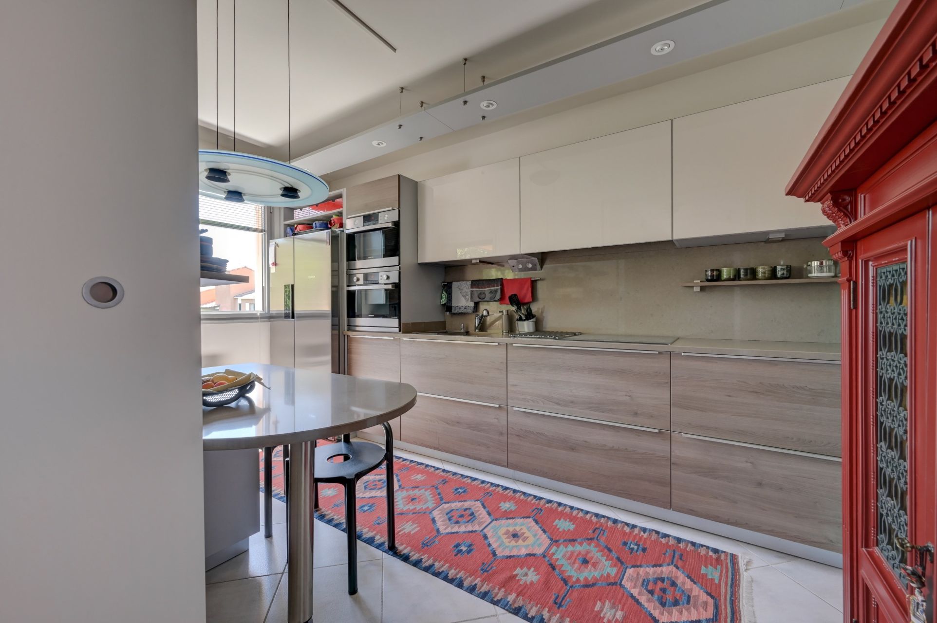 apartment 4 Rooms for sale on AIX EN PROVENCE (13100)