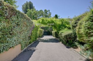apartment 4 Rooms for sale on AIX EN PROVENCE (13100)