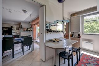 apartment 4 Rooms for sale on AIX EN PROVENCE (13100)