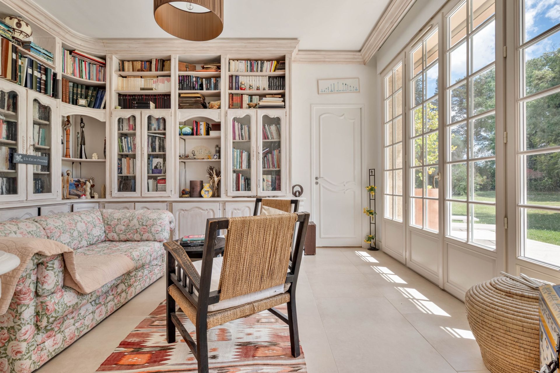 house 7 Rooms for sale on AIX EN PROVENCE (13100)