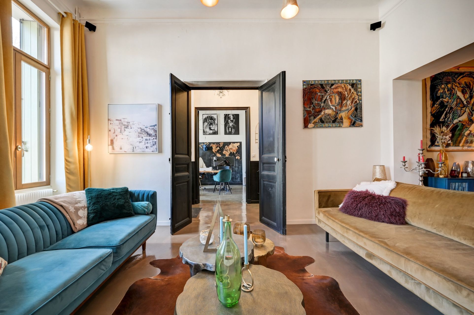 house 6 Rooms for sale on SALON DE PROVENCE (13300)