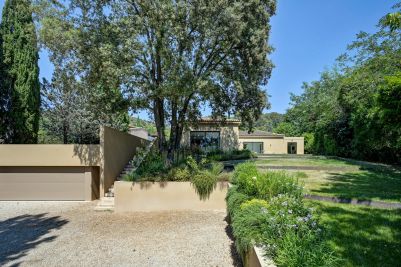 Sale House Aix-en-Provence 7&nbsp;Rooms 310&nbsp;m²