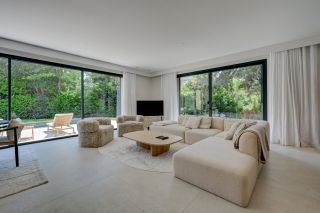house 7 Rooms for sale on AIX EN PROVENCE (13100)