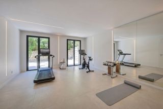 house 7 Rooms for sale on AIX EN PROVENCE (13100)