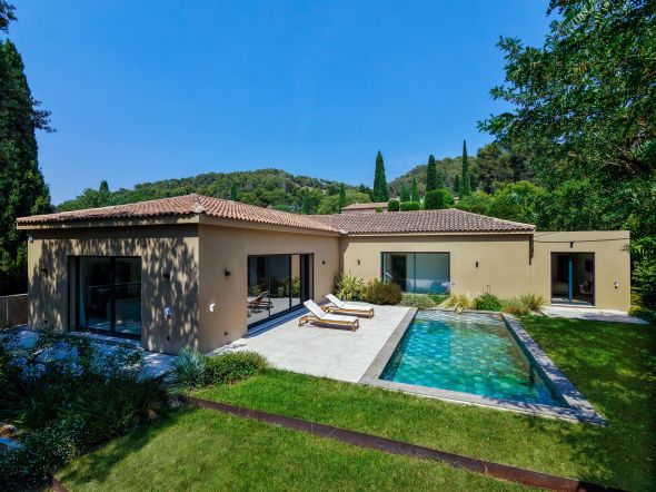 Sale House Aix-en-Provence 7&nbsp;Rooms 310&nbsp;m²