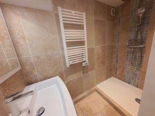 apartment 3 Rooms for sale on AIX EN PROVENCE (13100)