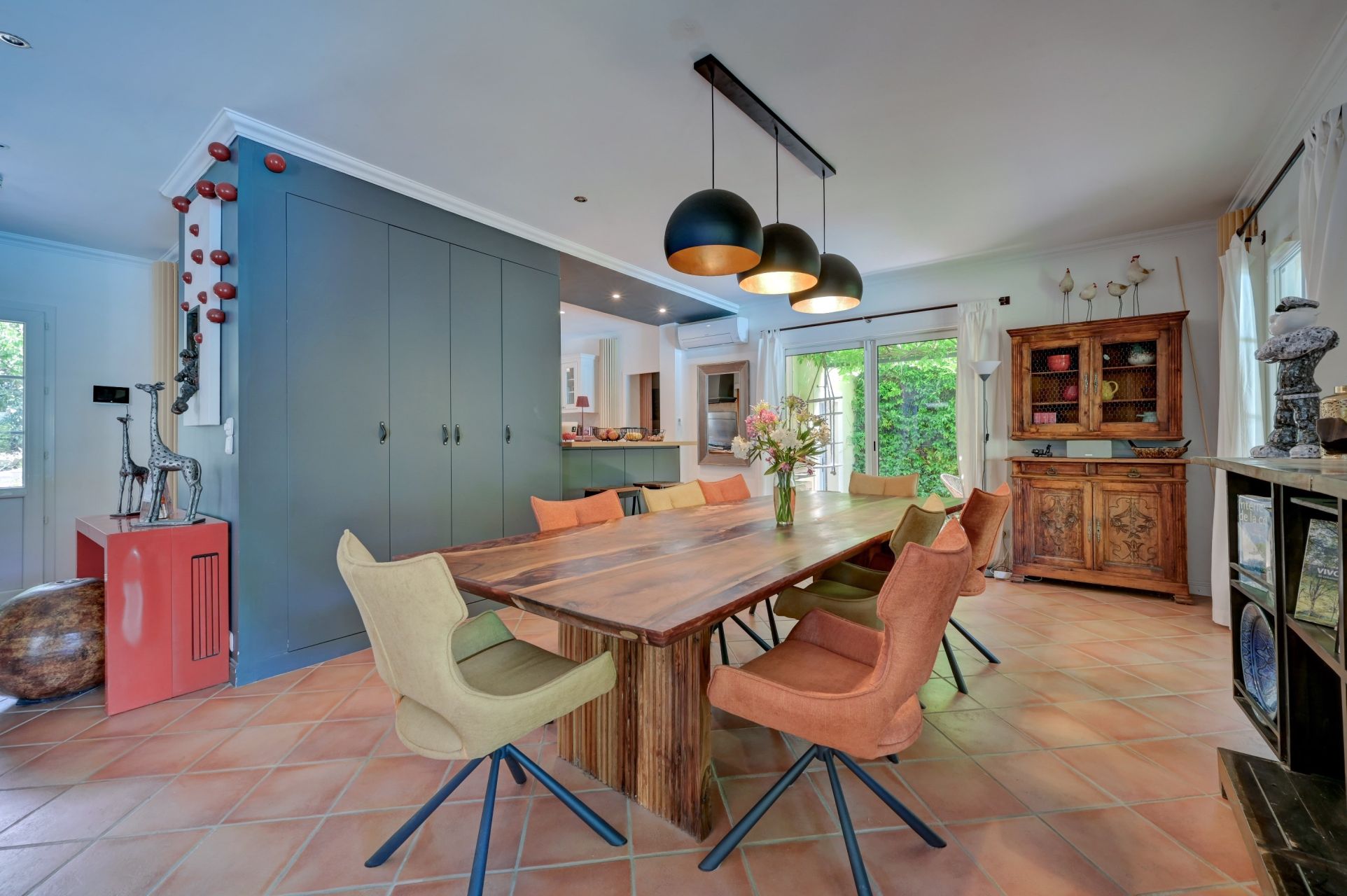 maison 8 Pièces en vente sur BOUC BEL AIR (13320)