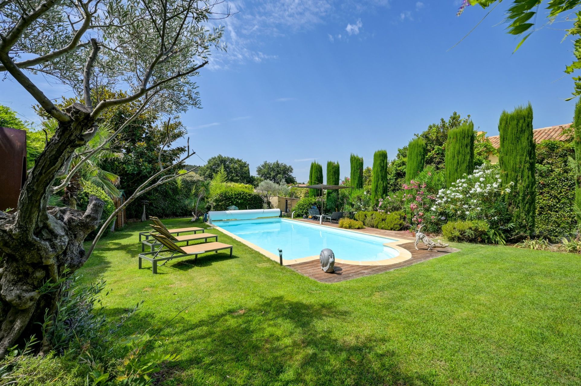 maison 8 Pièces en vente sur BOUC BEL AIR (13320)